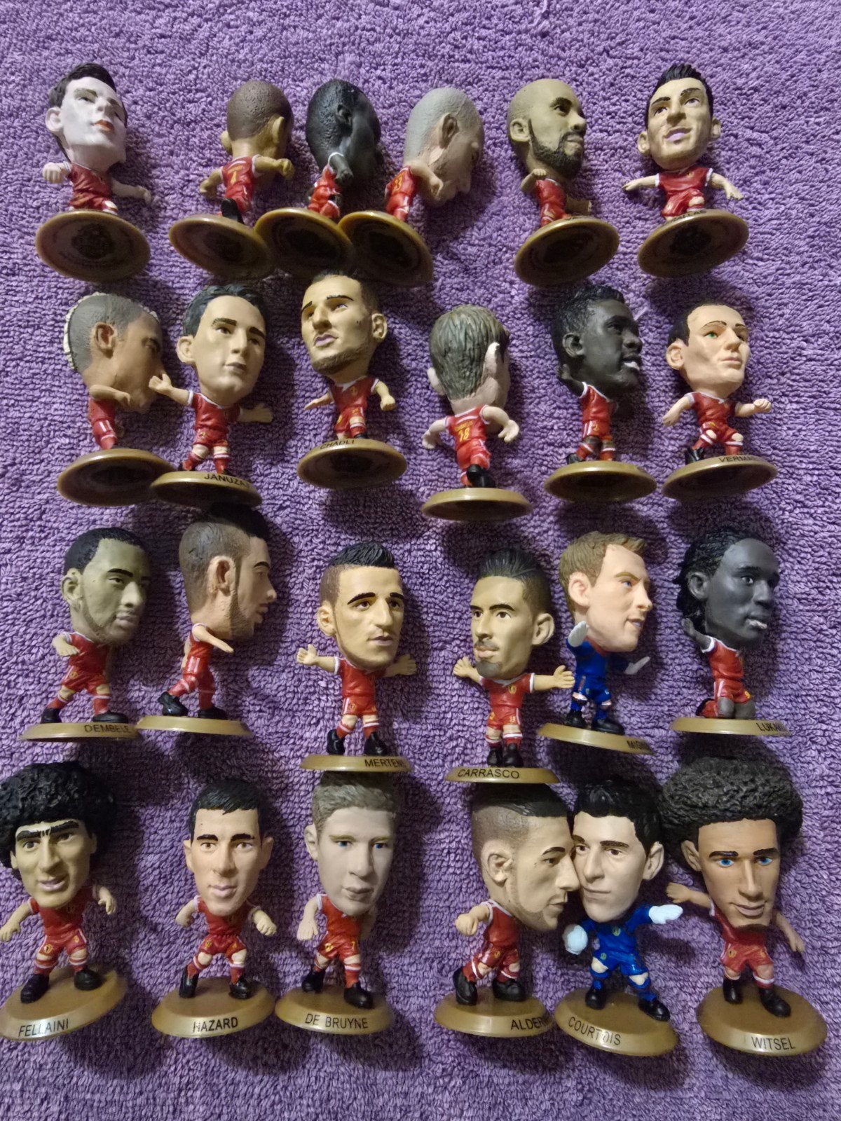 Complete set(24)soccerstarz rode duivels, Collections, Enlèvement, Comme neuf, Statue ou Poupée