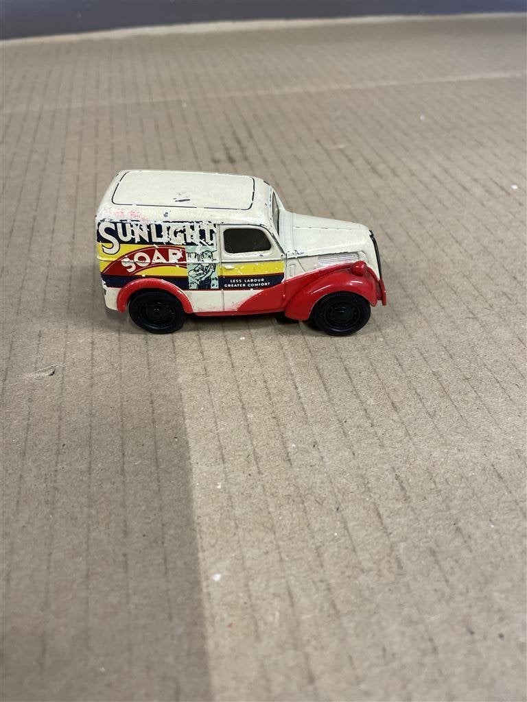 model auto Corgi Fordson 5cwt busje sunlight soap, Enlèvement ou Envoi, Utilisé, Voiture