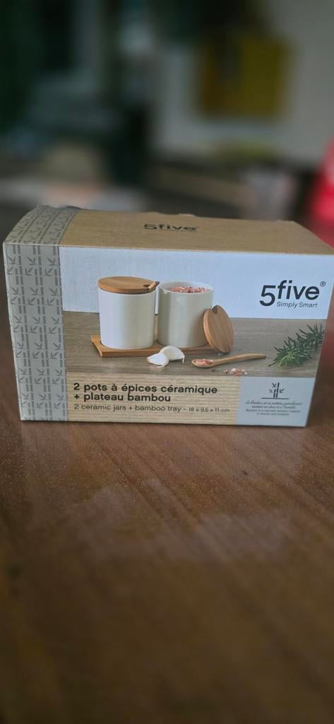 Lot de 2 pots en céramique + plateau bambou. Neuf, Maison & Meubles, Cuisine | Ustensiles de cuisine, Enlèvement