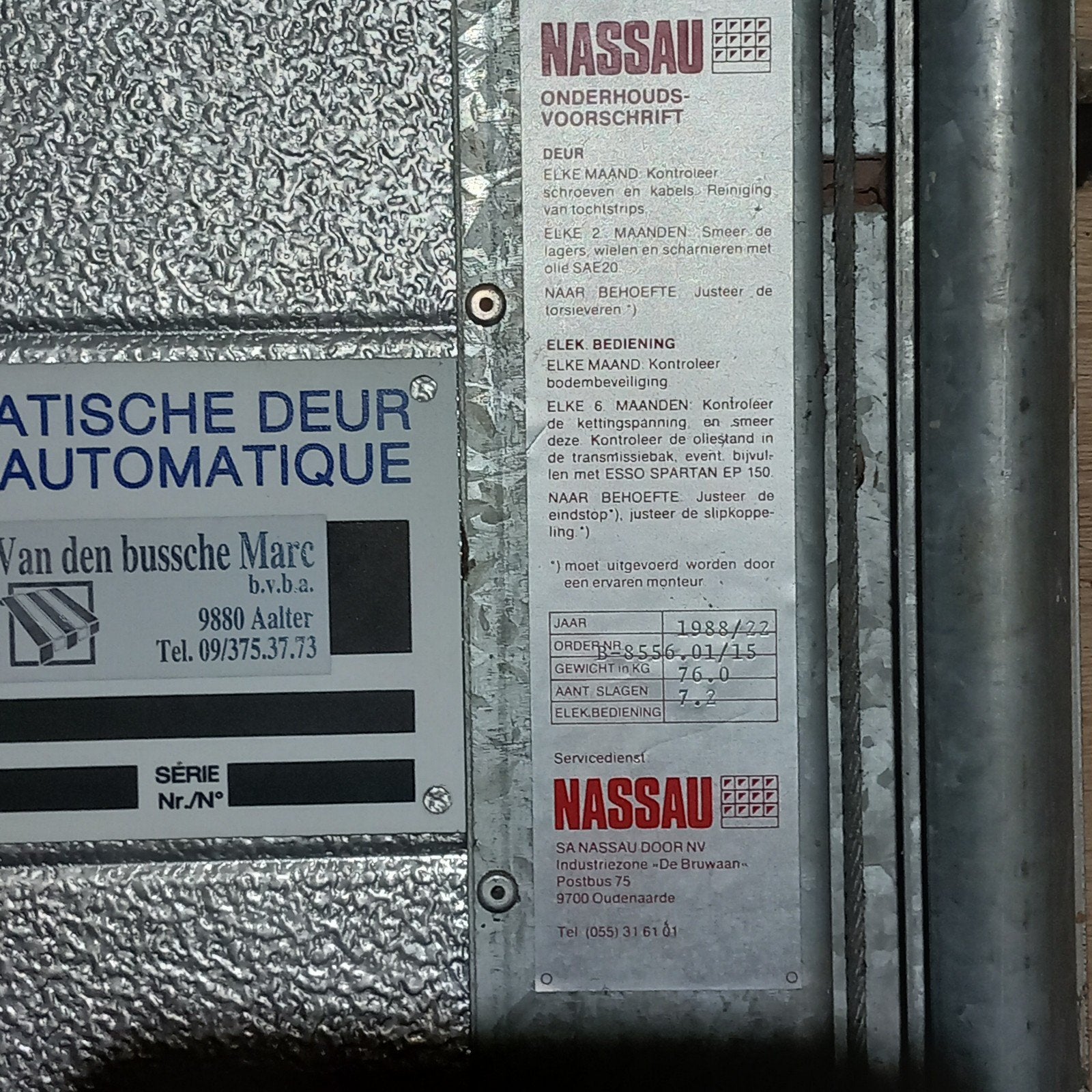 garagespoort met motor, Immo, Garages en Parkeerplaatsen
