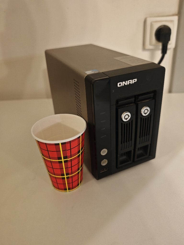 NAS QNAP:  3TB + 3TB WD Black , Perfecte staat, Ophalen, Zo goed als nieuw
