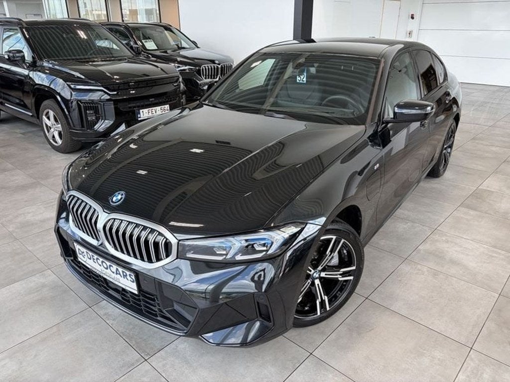 BMW Serie 3 M Pack /  360° Camera / Carplay-Android auto /, Auto's, Automaat, Zwart, 184 pk, 5 deurs