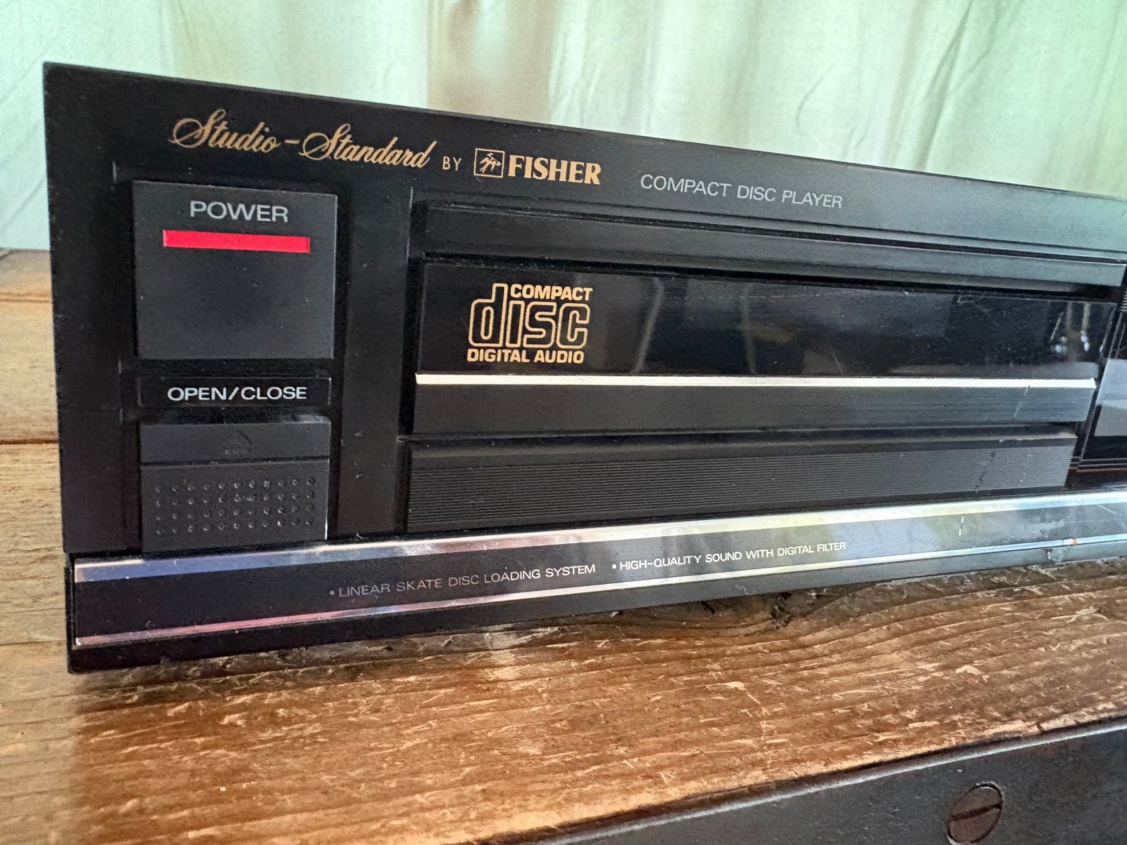 FISHER VINTAGE CD-SPELER MET RODE VERLICHTING WERKT GOED, Audio, Tv en Foto, Cd-spelers, Ophalen, Refurbished, Overige merken
