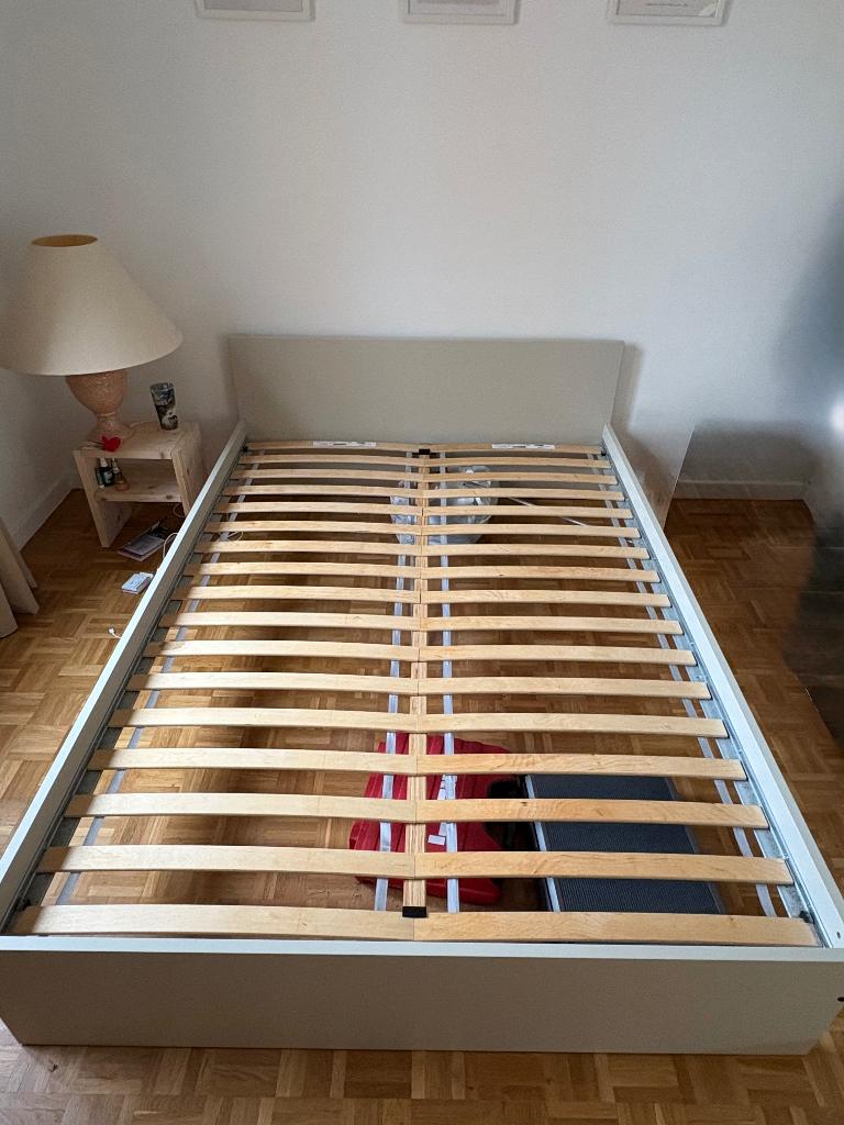 Cadre de lit + lattes, Gris, 140 cm, Enlèvement, Utilisé