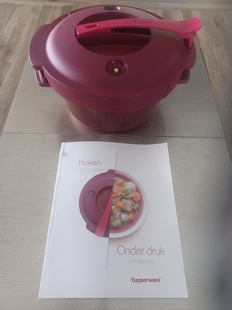 Tupperware Micro Minuut snelkookpan (nauwelijks gebruikt), Huis en Inrichting, Ophalen of Verzenden, Zo goed als nieuw