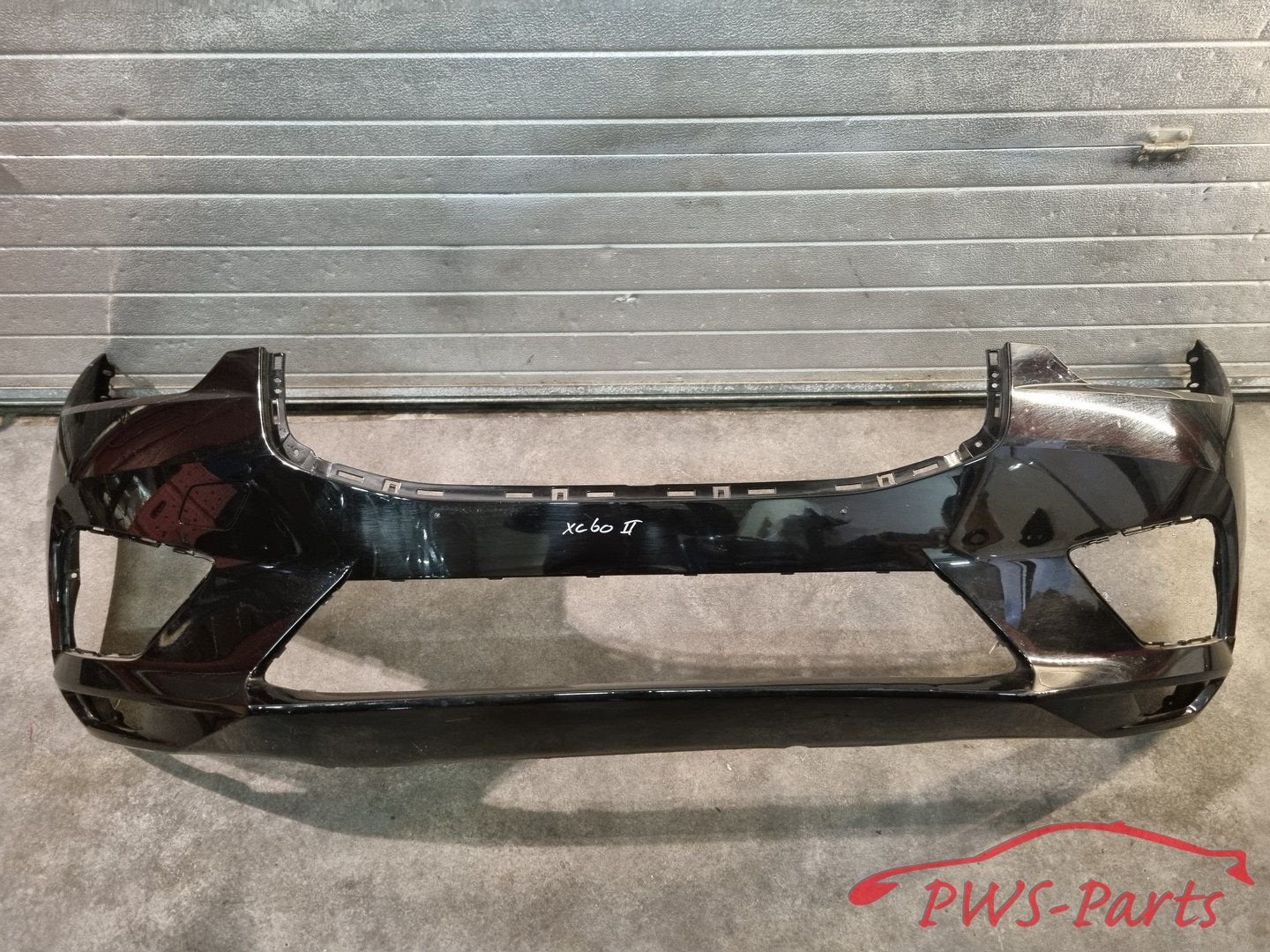 VOLVO XC60 II R-DESGIN VOORBUMPER ORIGINEEL, -, -, Avant, -
