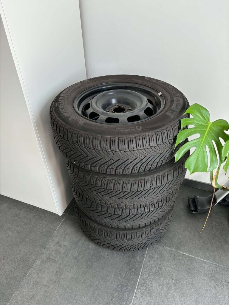 Michelin alpine 6 winterwielen 215 65 16, 16 inch, Banden en Velgen, Gebruikt, 215 mm