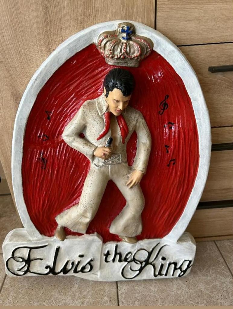 Elvis Presley, Enlèvement, Statue, Homme