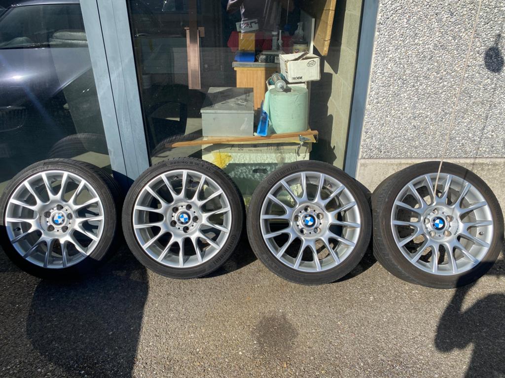 Orginele 320si wielen, Auto-onderdelen, Ophalen, 18 inch, Gebruikt, 255 mm