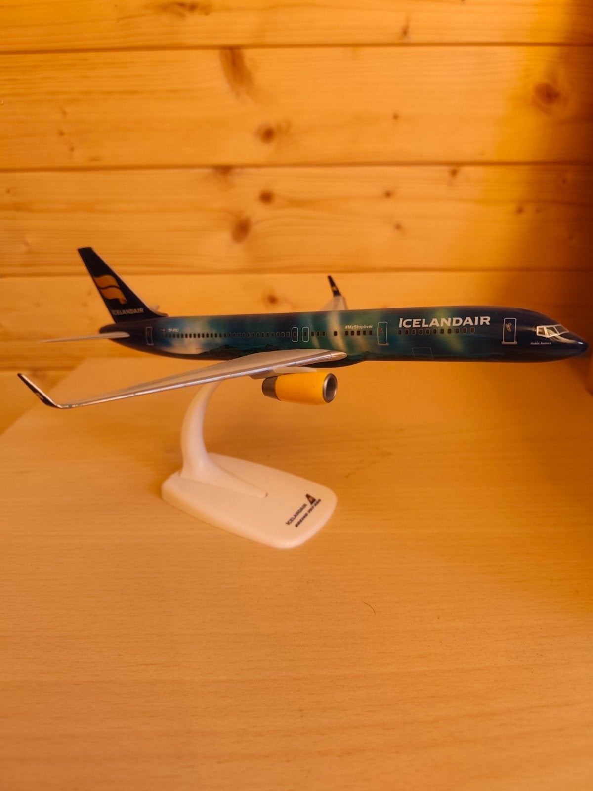 Icelandair Hekla Aurora, Verzamelen, Ophalen of Verzenden