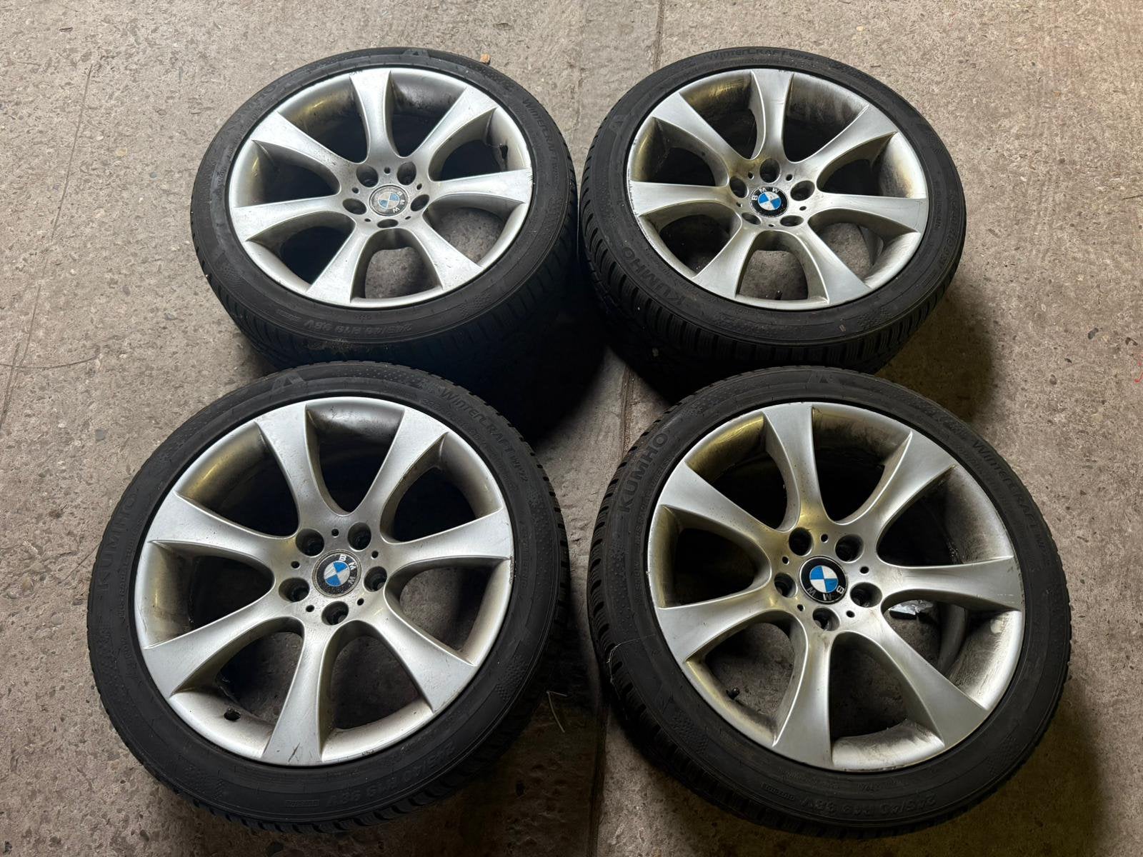 Jantes Bmw avec pneus, 245/40/R19, Autos : Pièces & Accessoires, Pneus & Jantes, Enlèvement, Pneu(s)
