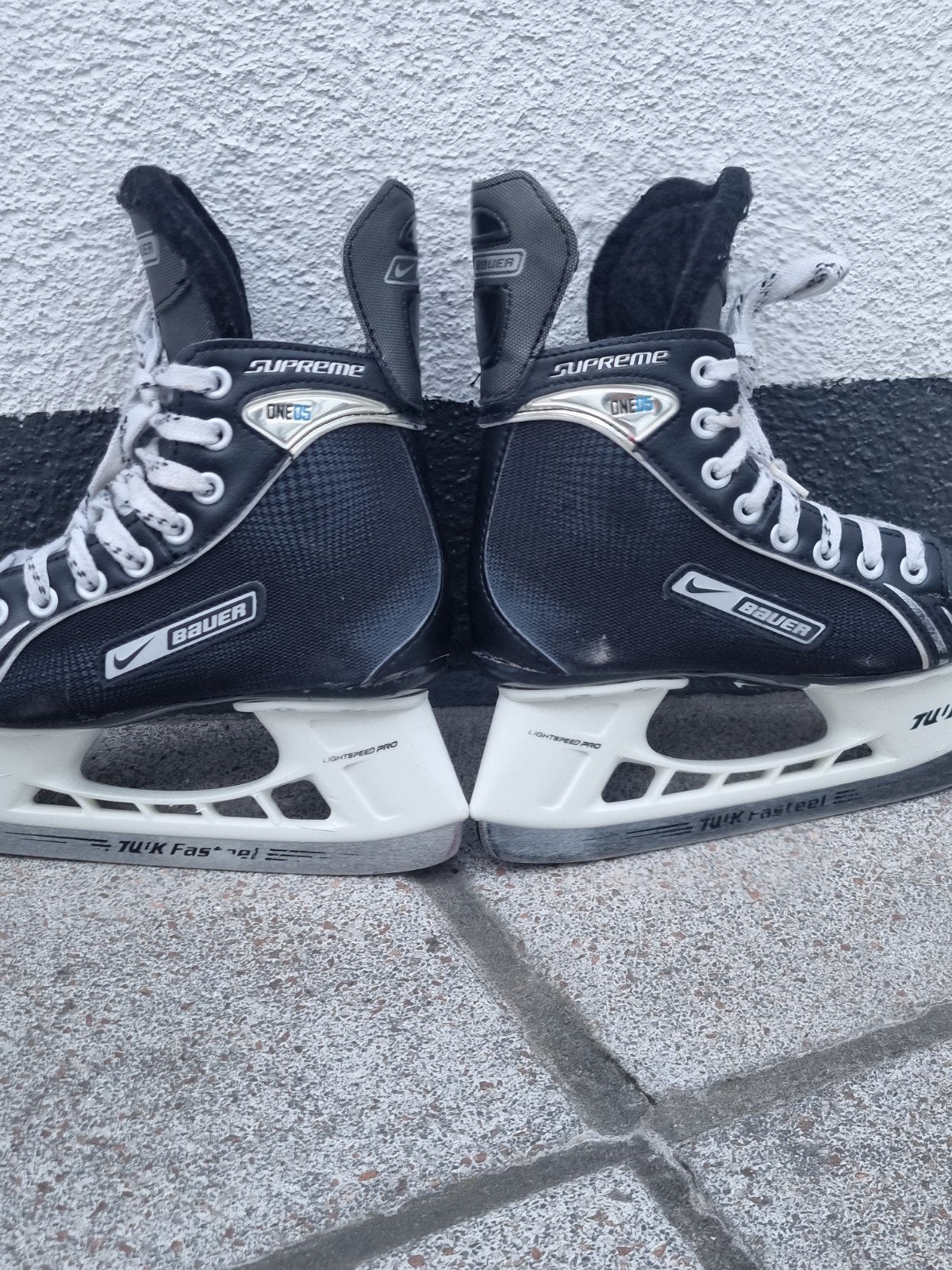 Patins de hockey Nike Bauer Supreme One05 Junior – 33,5, Sports & Fitness, Enlèvement, Utilisé, Patins