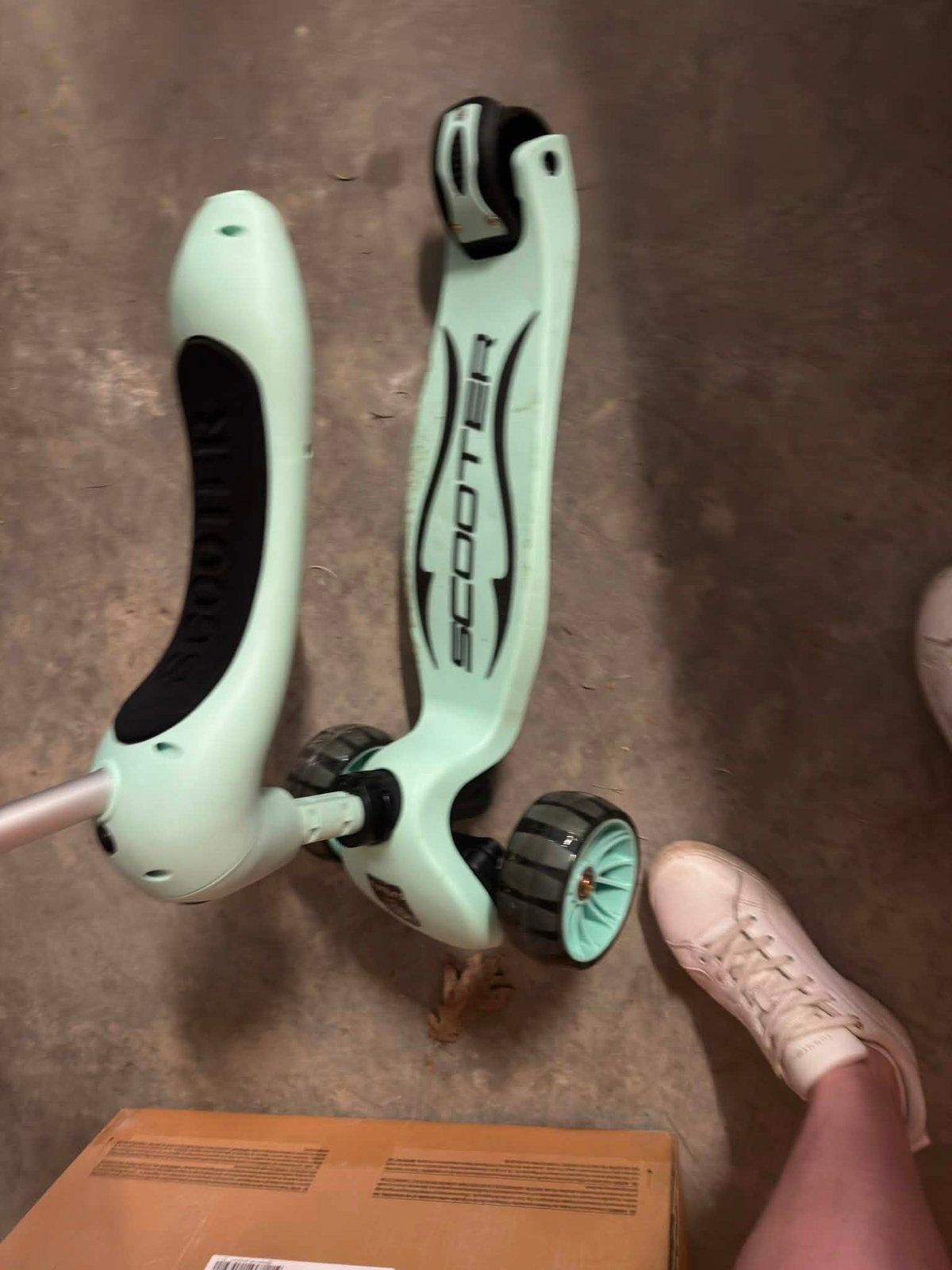 Runbro scoot and Ride, Kinderen en Baby's, Ophalen, Zo goed als nieuw, Loopfiets