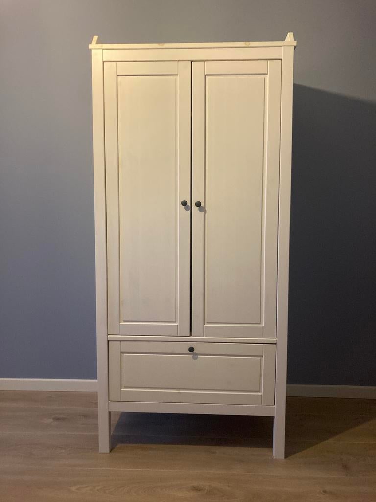 Ikea Sundvik, Enlèvement