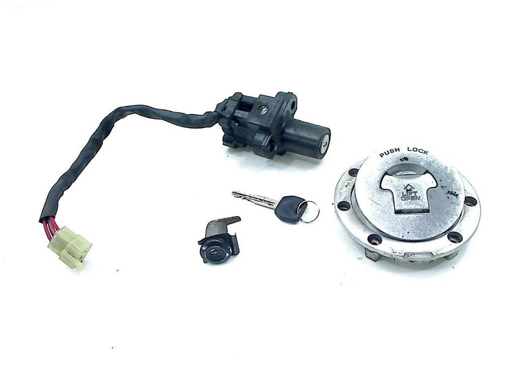 SLOTENSET Honda CBF 500 (01-1970/-), Dhr. S. di Majo, Gebruikt, Info@cama-motorparts.nl, P.J. Troelstraweg 8 8
3144 CX  MAASSLUIS, NL