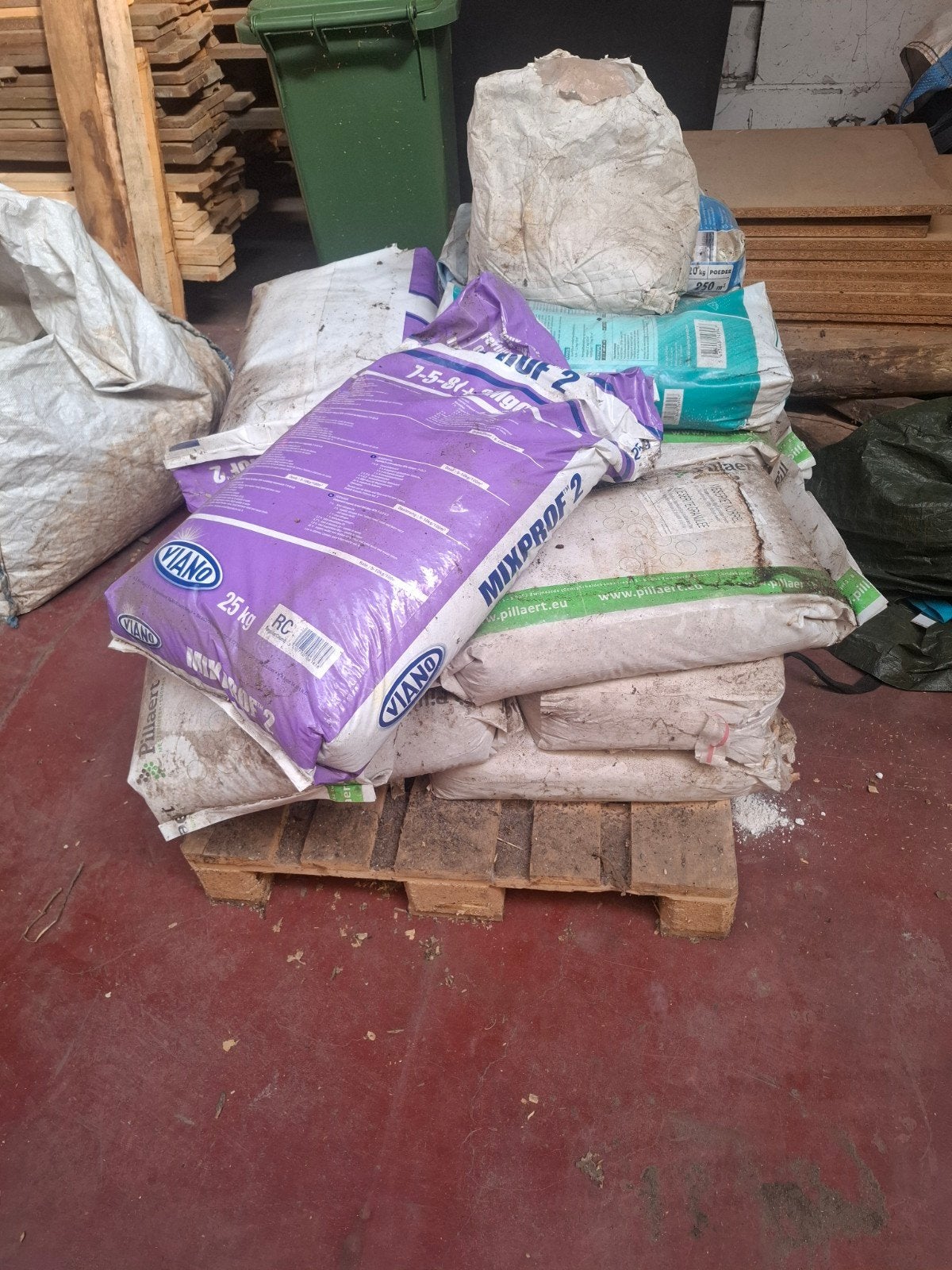 Pallet met meststoffen, Tuin en Terras, Zand, Ophalen