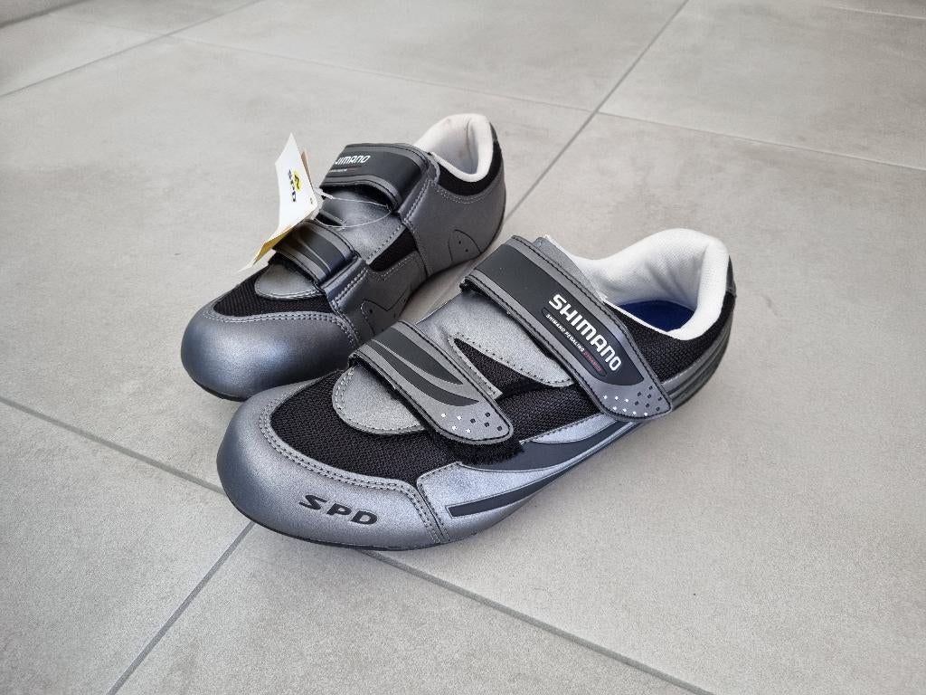 Chaussures de vélo Shimano RT31 taille 45, Neuf, Enlèvement ou Envoi, Autres tailles, Shimano