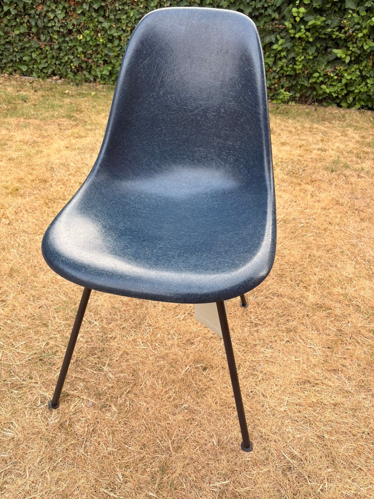 4 stoelen Vitra Eames Fiberglass DSX Navy Blue, Huis en Inrichting, Stoelen, Ophalen, Zo goed als nieuw, Blauw, Vier