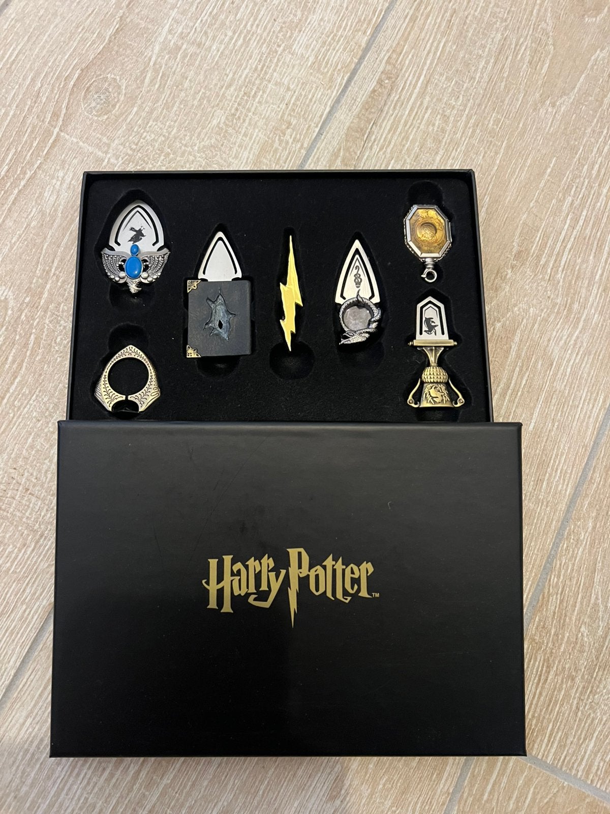 Harry Potter, Enlèvement, Comme neuf