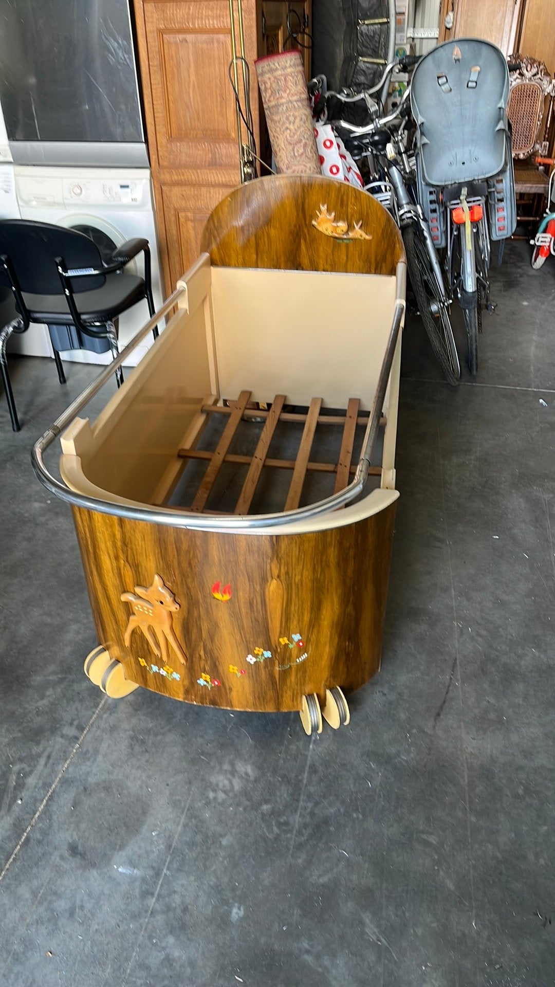 Vintage kinderbed bambi, Ophalen, Zo goed als nieuw