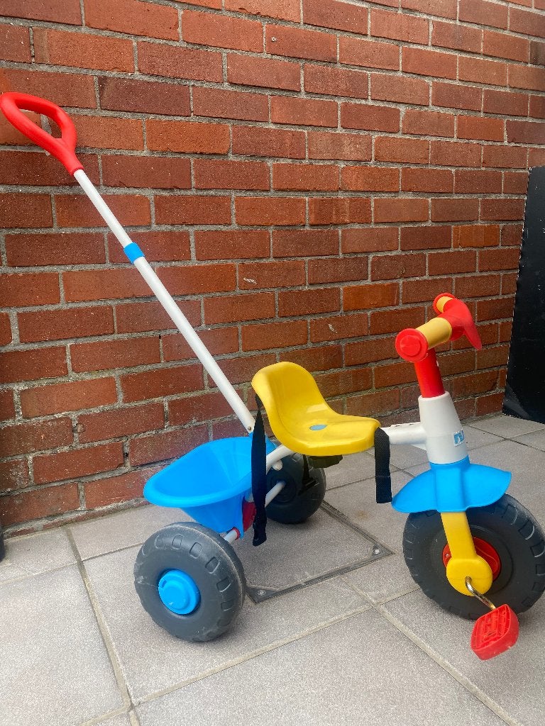 Babydriewieler met duwstang, Fietsen en Brommers, Ophalen, Zo goed als nieuw, Terugtraprem, Duwstang