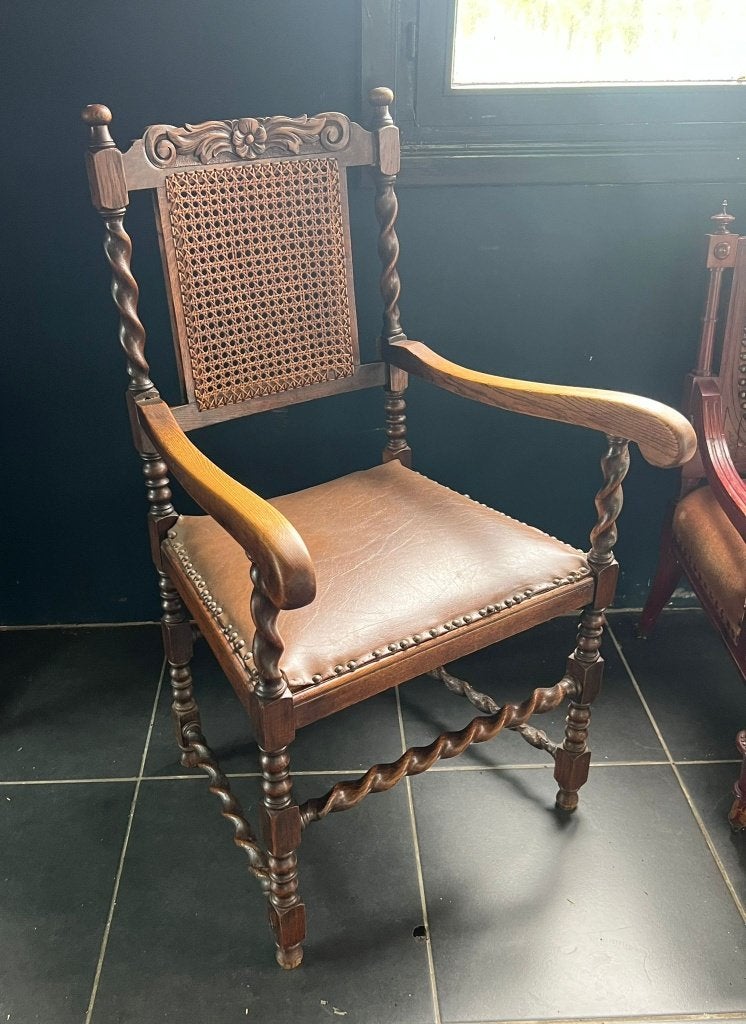 Antieke vintage stoelen met veel karakter, Ophalen