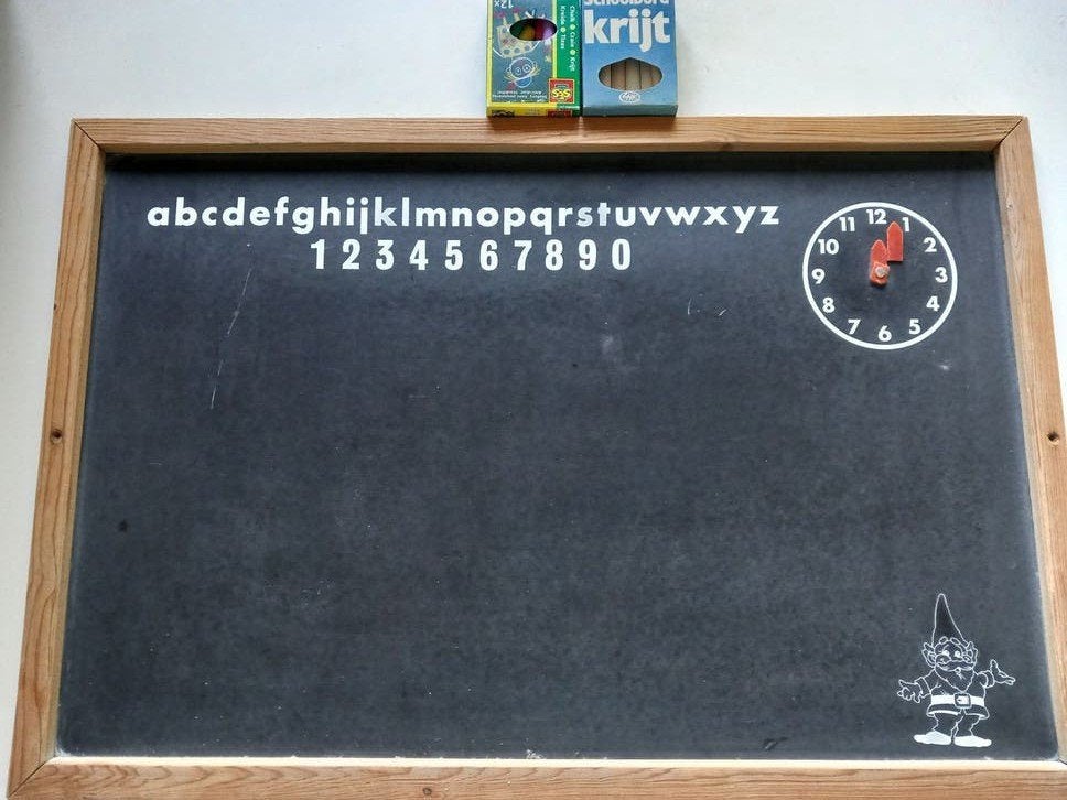 tableau noir pour enfants avec craie, Enlèvement ou Envoi