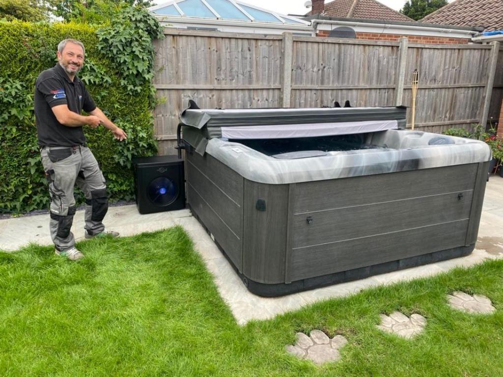Neuf jacuzzi+pompe a chaleur  jq 80% d'economie, Enlèvement ou Envoi, Neuf