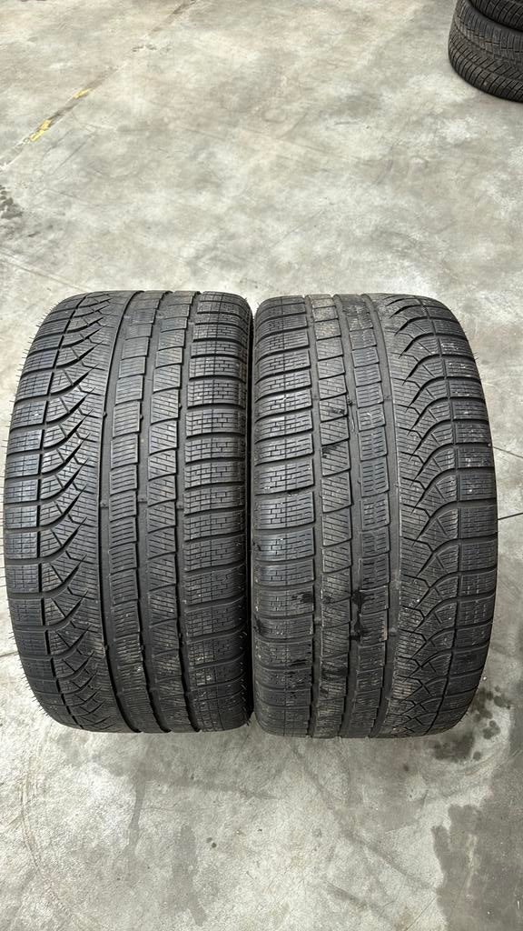 2853521  284/35R21 winter merk Pirelli, Auto-onderdelen, Ophalen
