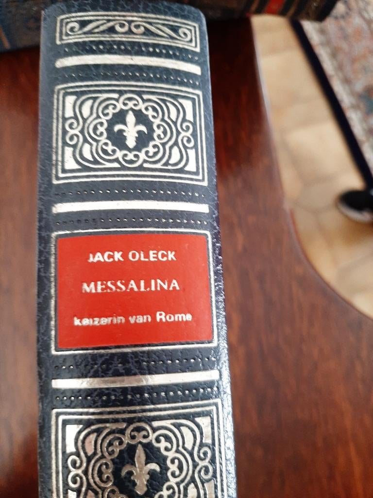 Messalina keizerin van Rome – Jack Oleck (Lekturama), Boeken, Historische romans, Zo goed als nieuw, Ophalen of Verzenden