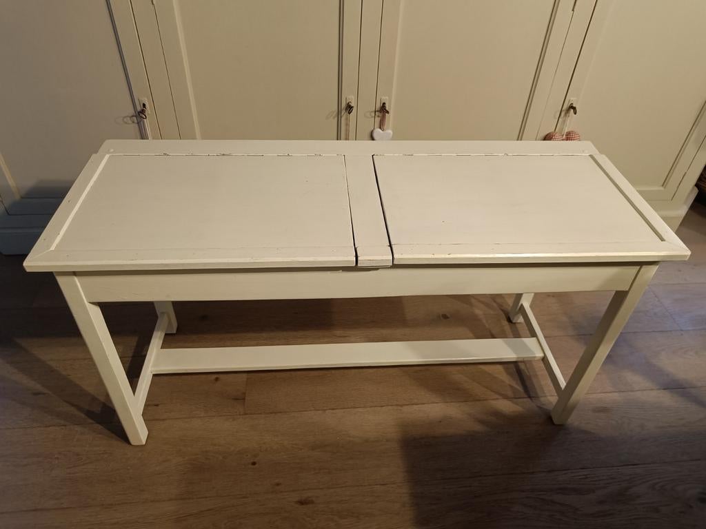 Kindertafeltje met stoeltje, Ophalen