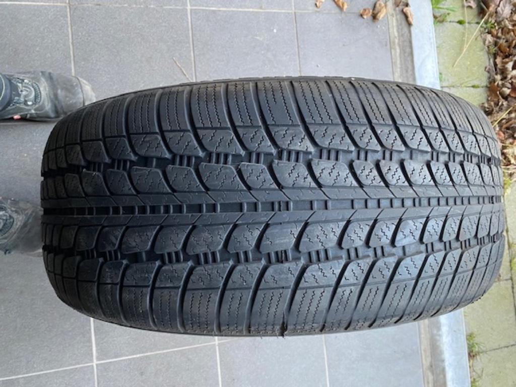 4 winterbanden : 255/50 R19, Auto-onderdelen, Banden en Velgen, Gebruikt, 255 mm, Winterbanden, Band(en)