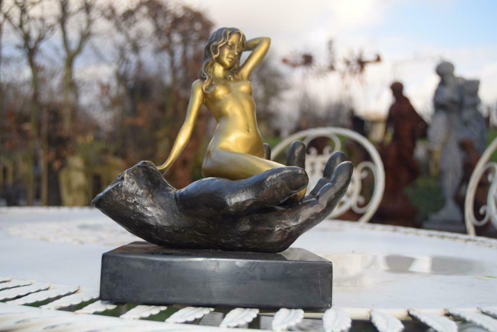 Bronzen beeld gesigneerd op marmeren sokkel, Antiek en Kunst, Ophalen of Verzenden, Brons