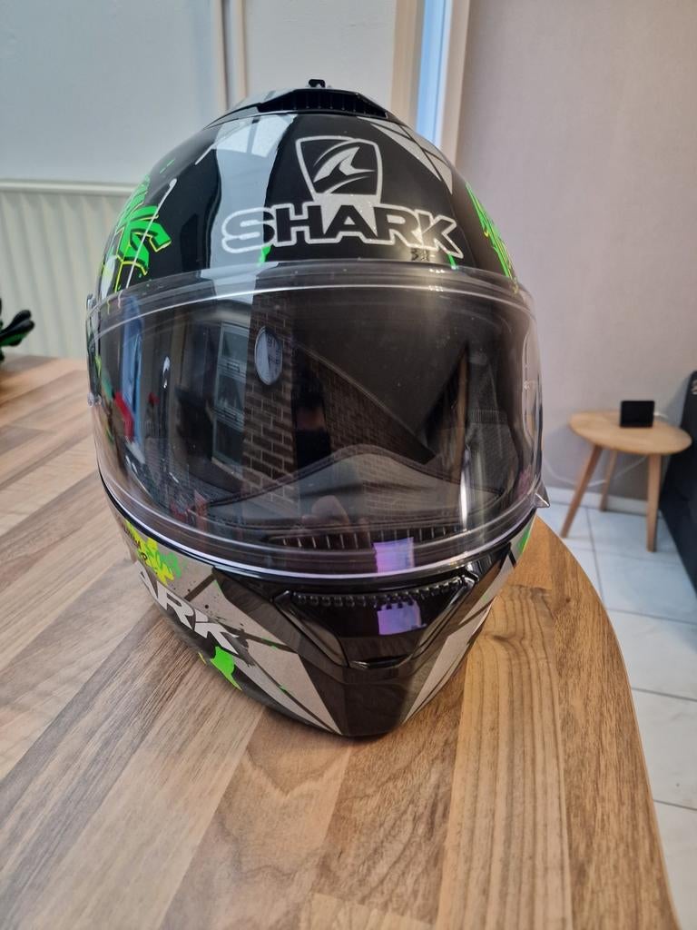 Shark helm maat M, met Cardo kit in goede staat., Motoren, Ophalen of Verzenden