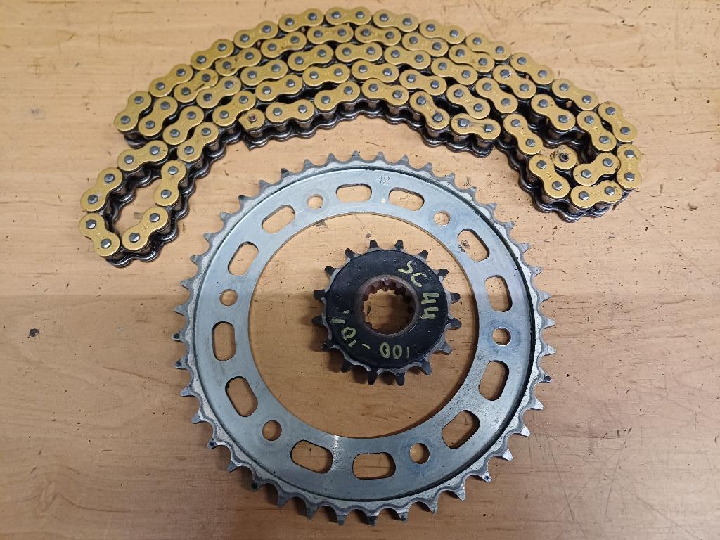 honda cbr fireblade sc44 en sc50 van '00-'03 kettingset, Ophalen of Verzenden, Gebruikt