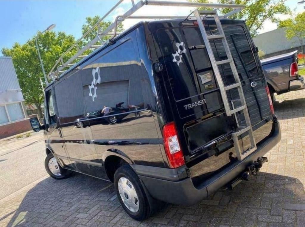 Combi te huur Bestelwagen Auto huren in Antwerpen 0479171001