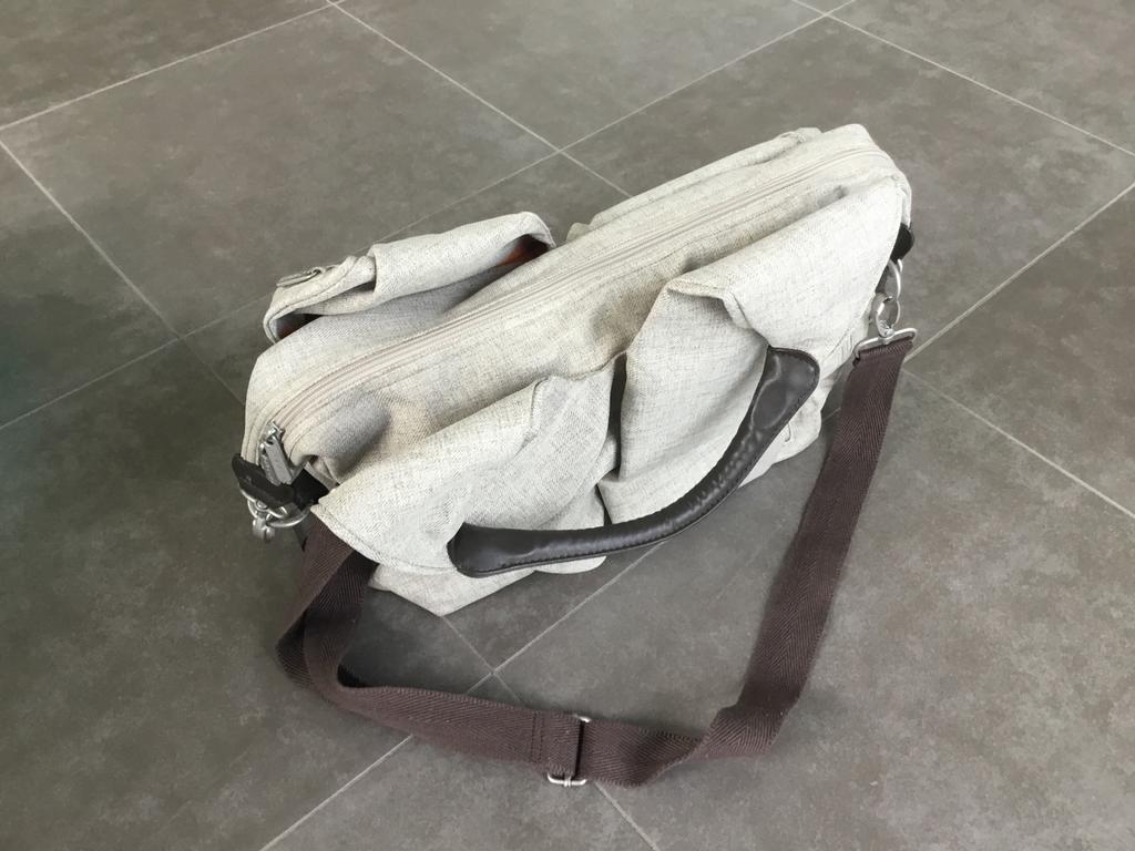 Green label neckline luiertas van Lässig, Kinderen en Baby's, Ophalen, Zo goed als nieuw