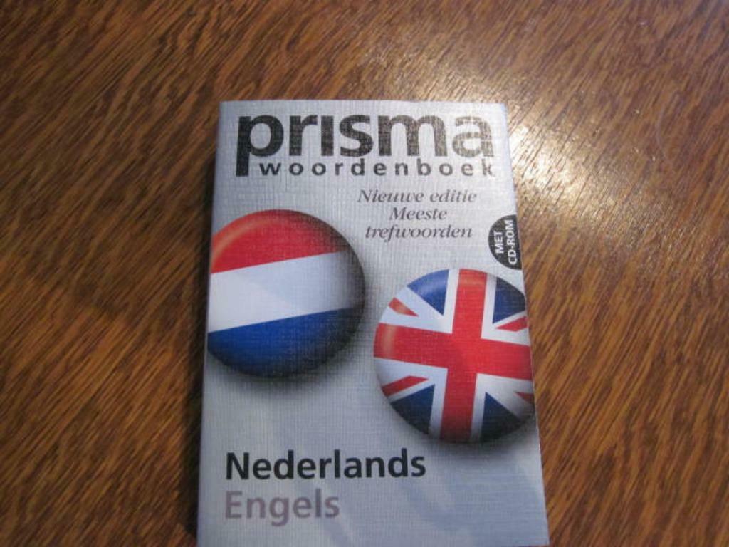 woordenboek : nederlands - engels, Boeken, Woordenboeken, Ophalen of Verzenden, Zo goed als nieuw, Engels