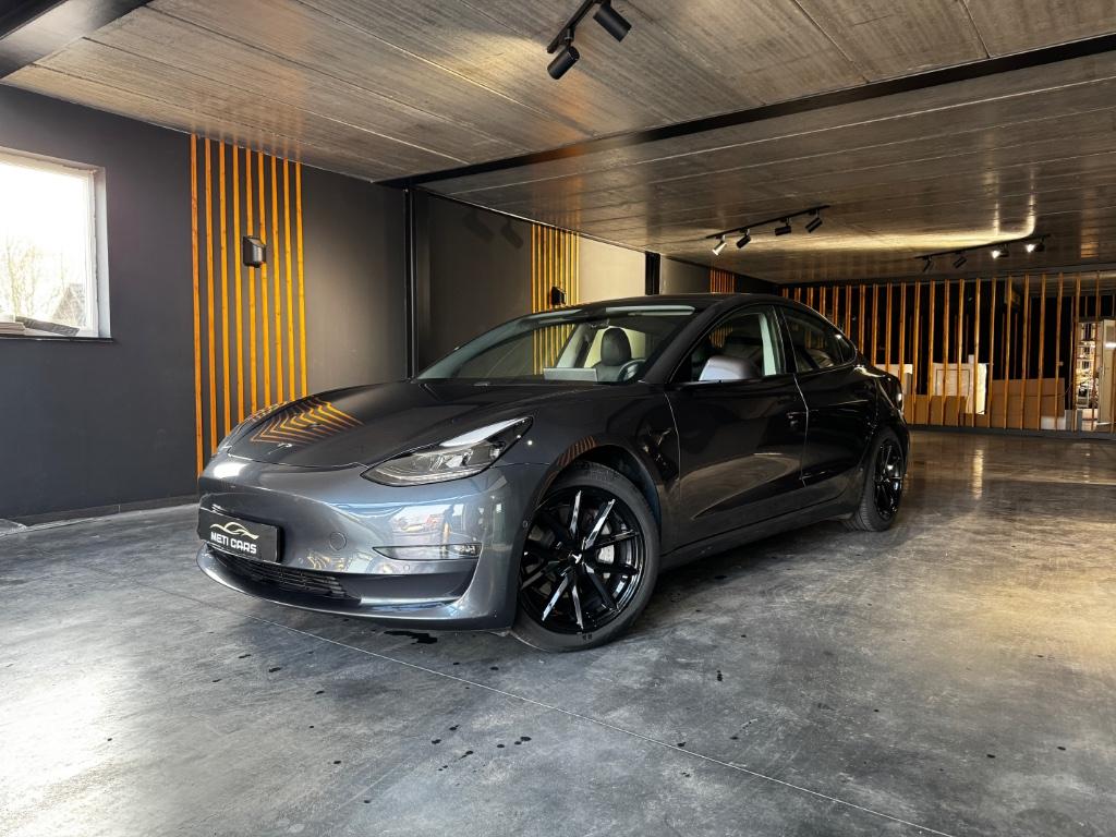 Double moteur Long Range Tesla Model 3 MKII | Conduite entiè, Achat, Entreprise, Entretenue par le concessionnaire, 5 portes