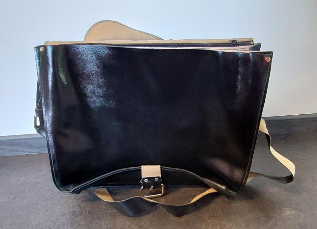 Mallette en cuir, Cuir, 30 à 40 cm, Comme neuf, Enlèvement