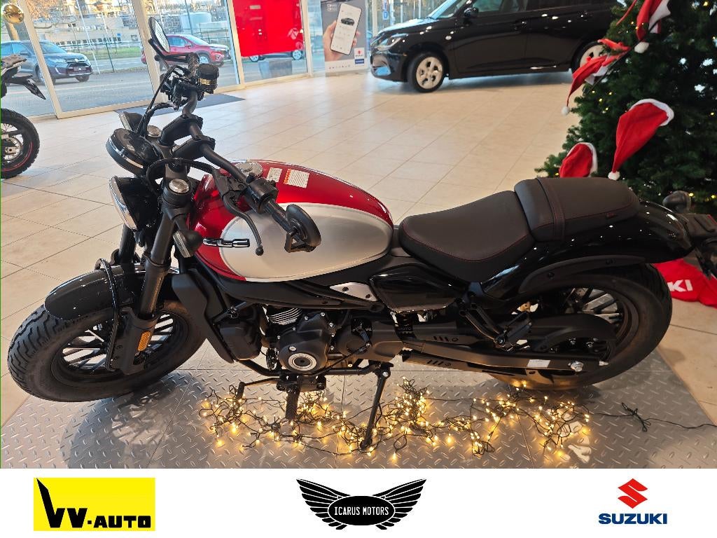 CF MOTO 450CLC ROOD, Motos, Motoren | CFMOTO, Entreprise, Autre, 12 à 35 kW, 2 cylindres, ABS, Éclairage LED, Enlèvement