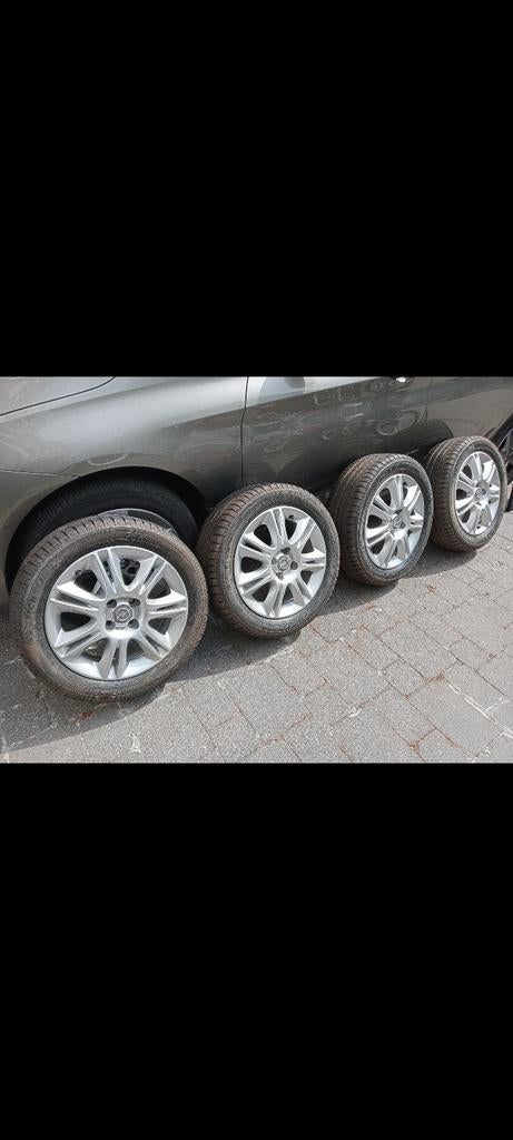 Corsa D velgen en banden