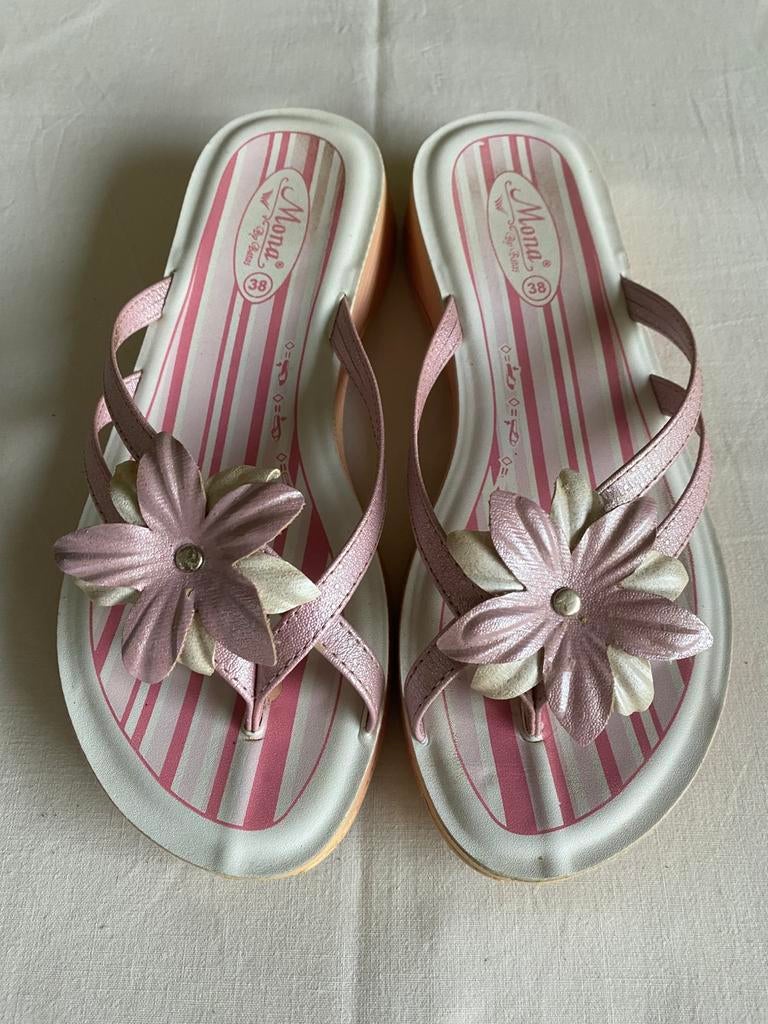 Witroze slippers met bloem maat 38, Roze, Gedragen, Ophalen, Slippers