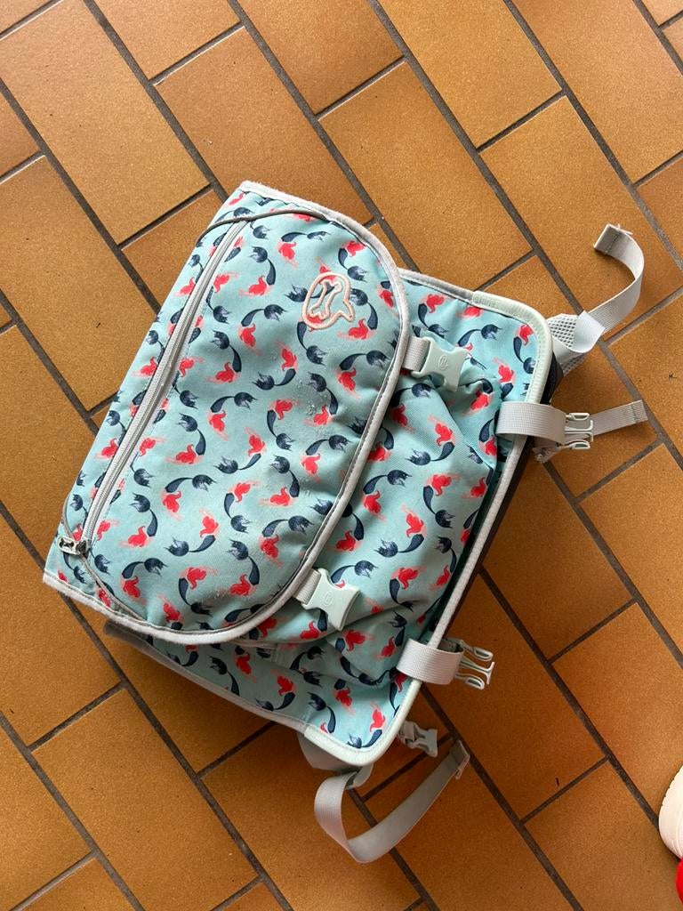 Schooltas Stones and bones, Handtassen en Accessoires, Tassen | Schooltassen, Minder dan 30 cm, Ophalen of Verzenden, Gebruikt