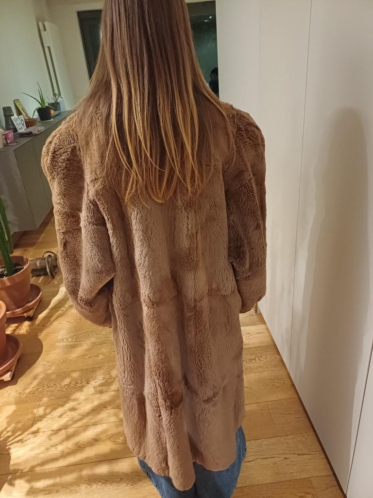 Pelsmantel in 100% echt konijn, Kleding | Dames, Ophalen of Verzenden, Gedragen, Maat 46/48 (XL) of groter, Bruin