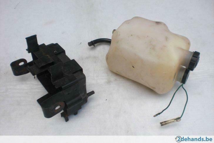 Honda PX PXR PXL oliereservoir en 12V batterijbakje, Vélos & Vélomoteurs, Enlèvement ou Envoi, Utilisé, Autres types, Honda