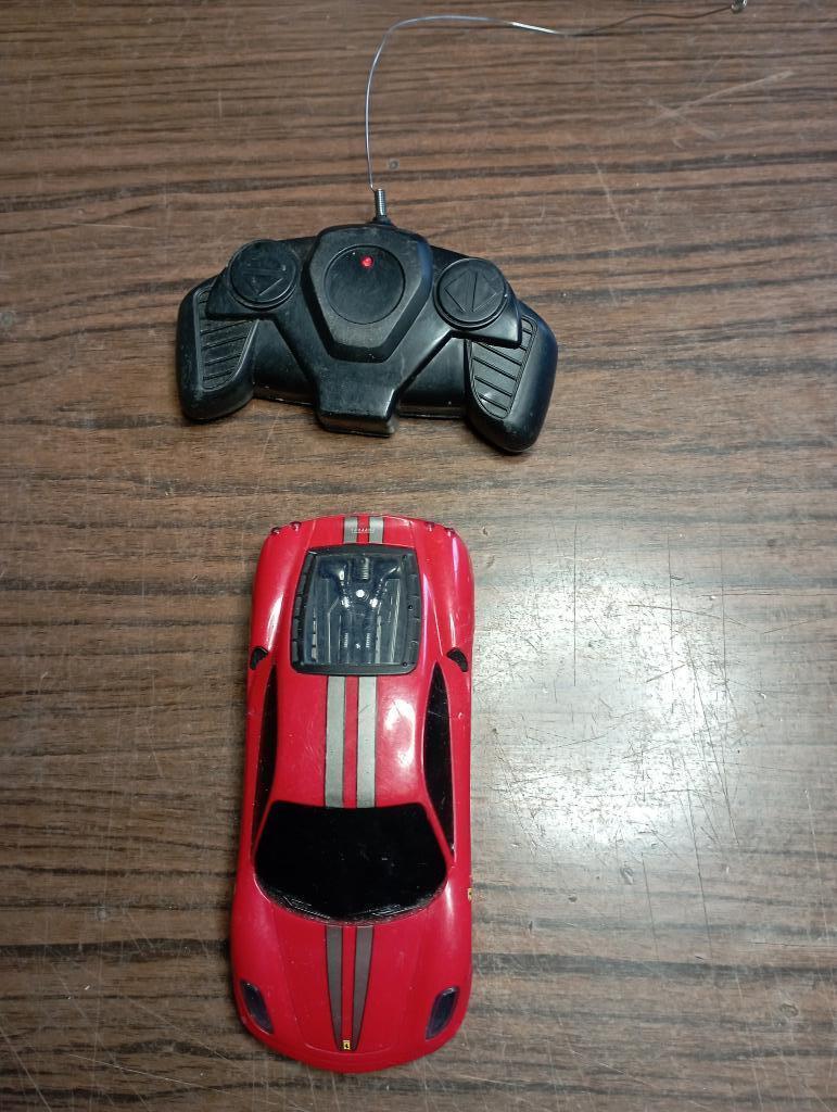 Ferrari F430 miniature avec télécommande a restaurée, Enlèvement, Utilisé
