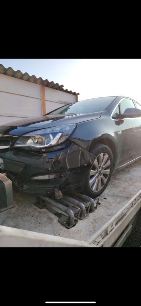 Opel astra j 1,6 cdti 2015 100km tout pieces, Autos : Pièces & Accessoires, Enlèvement ou Envoi