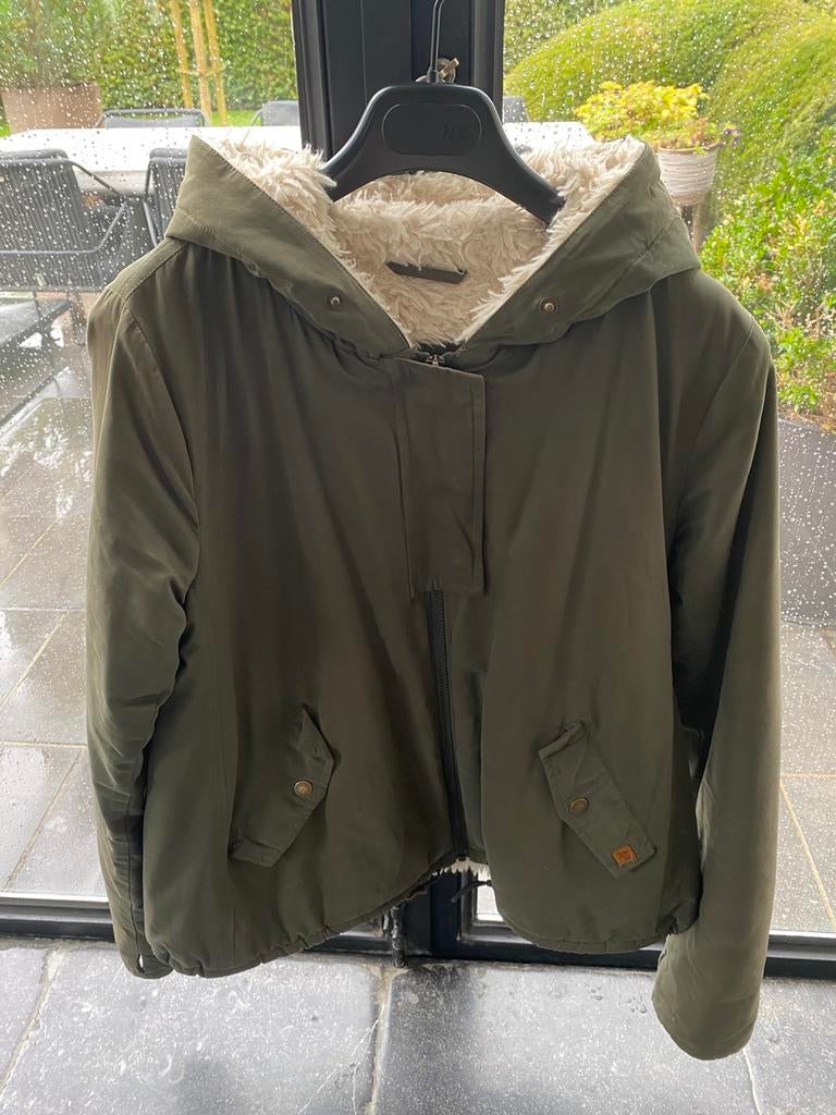 Winterjas van AO / American Outfitters - 16 jaar, Meisje, AO76 American Outfitters, Ophalen of Verzenden, Zo goed als nieuw