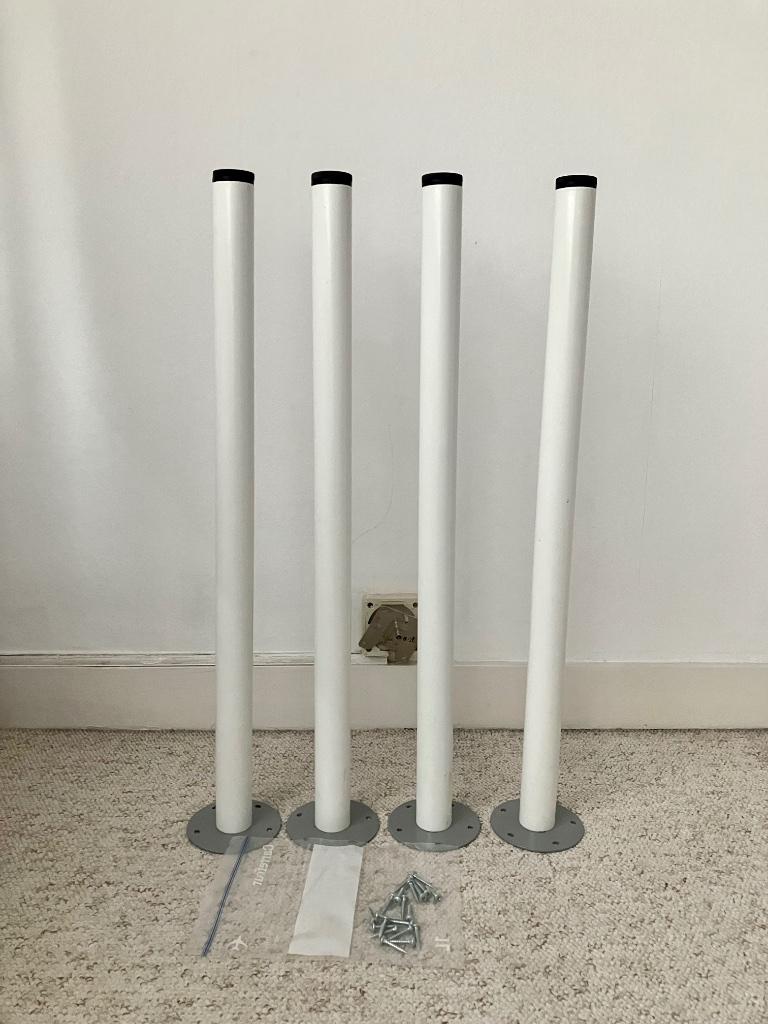 4 tafelpoten, Huis en Inrichting, Tafelonderdelen, Gebruikt, Tafelpoot, 50 tot 100 cm, Minder dan 50 cm, Rond, Kunststof, Metaal